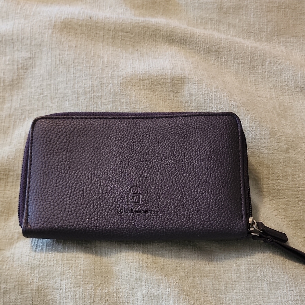 SAFE KEEPER PURPLE WALLET